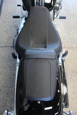 2025 Harley-davidson FXBR BREAKOUT (117) VIVID BLACK