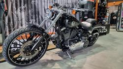 2017 Harley-davidson FXSB SOFTAIL BREAKOUT Black