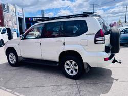 2005 Toyota Landcruiser Prado Grande GRJ120R 4X4 Constant White