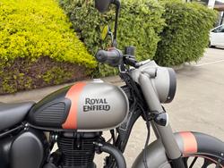 2025 Royal Enfield CLASSIC 350 DARK Grey