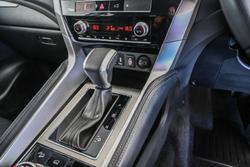 2024 Mitsubishi Pajero Sport GLS