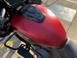 2024 Indian CHALLENGER DARK HORSE SUNSET RED