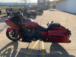 2024 Indian CHALLENGER DARK HORSE SUNSET RED