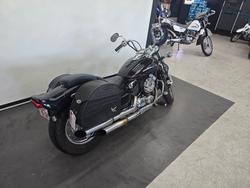 2011 Yamaha XVS650 V-STAR CUSTOM Black