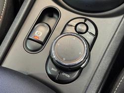 2016 MINI Clubman Cooper