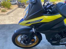 2024 Suzuki V-STROM 650XT (DL650XA) Yellow