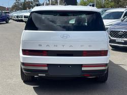 2024 Hyundai
Santa Fe Hybrid Elite