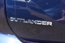 2024 Mitsubishi Outlander ES ZM MY24 Cosmic Blue