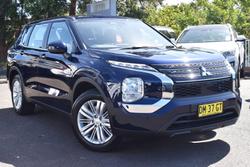 2024 Mitsubishi Outlander ES