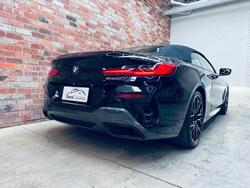 2022 BMW 8 Series 840i M Sport G14 LCI Black Sapphire