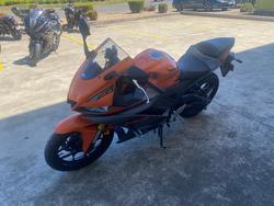 2022 Yamaha YZF-R3 Orange