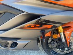 2022 Yamaha YZF-R3 Orange