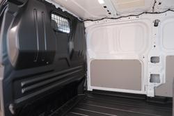 2025 Volkswagen Transporter TDI390