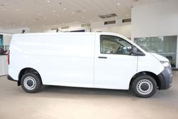 2025 Volkswagen Transporter TDI390