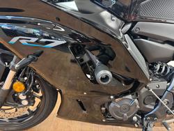 2023 Yamaha YZF-R7LA Black