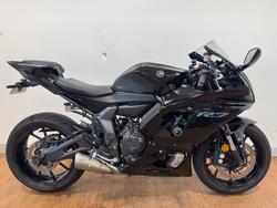 Yamaha YZF-R7LA