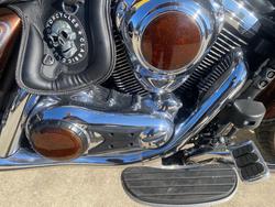 2011 Kawasaki VULCAN 1700 NOMAD ORange brown