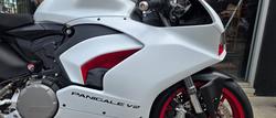 2021 DUCATI PANIGALE V2 WHITE