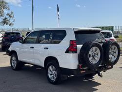 2022 Toyota
                Landcruiser Prado GX