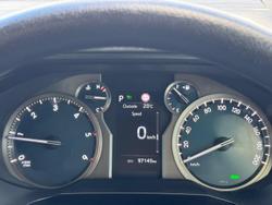 2022 Toyota
                Landcruiser Prado GX