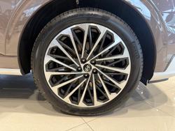 2025 Hyundai
                Palisade Calligraphy