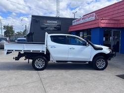 2016 Mitsubishi Triton GLS MQ MY16 4X4 Dual Range White
