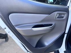 2016 Mitsubishi Triton GLS MQ MY16 4X4 Dual Range White