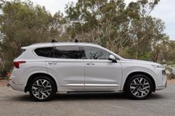 2021 Hyundai
Santa Fe Highlander