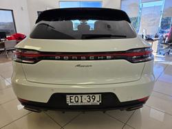 2021 Porsche Macan