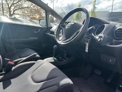 2013 Honda Jazz Vibe-S