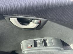 2013 Honda
                Jazz Vibe-S