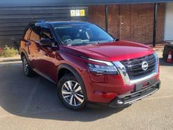 2024 Nissan Pathfinder Ti 2WD