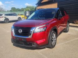 2024 Nissan Pathfinder Ti 2WD