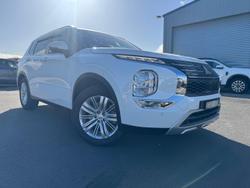 2022 Mitsubishi Outlander LS