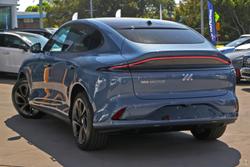 2025 MG
                IM6 Platinum