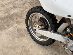 2000 Honda XR650R Red