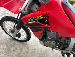2000 Honda XR650R Red