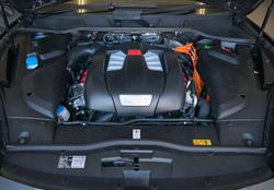 2015 Porsche
Cayenne S E-Hybrid