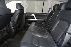 2020 Toyota Landcruiser VX