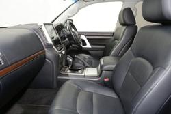 2020 Toyota Landcruiser VX