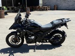 2024 BMW
R 1300 GS Triple Black