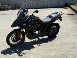 2024 BMW
R 1300 GS Triple Black