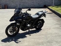 2024 BMW
R 1300 GS Triple Black