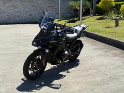 2024 BMW
R 1300 GS Triple Black