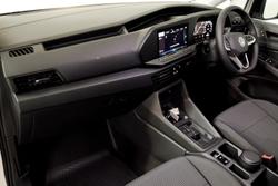 2025 Volkswagen Caddy TSI220