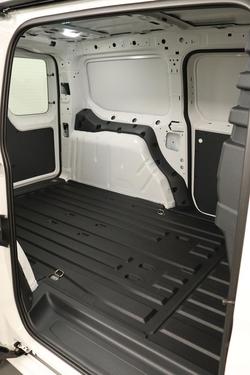 2025 Volkswagen
Caddy TSI220