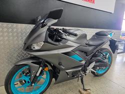 2024 Yamaha YZF-R3 GREY