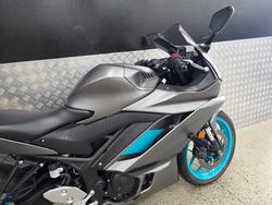 2024 Yamaha YZF-R3 GREY