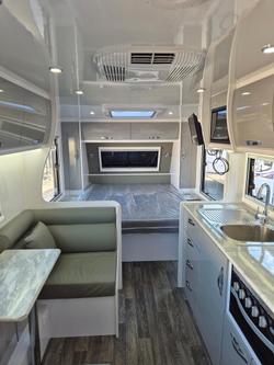 2024 Snowy River Src21 Full Ensuite Semi Off Road Near New!