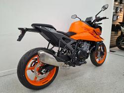 2024 Ktm 990 DUKE Orange